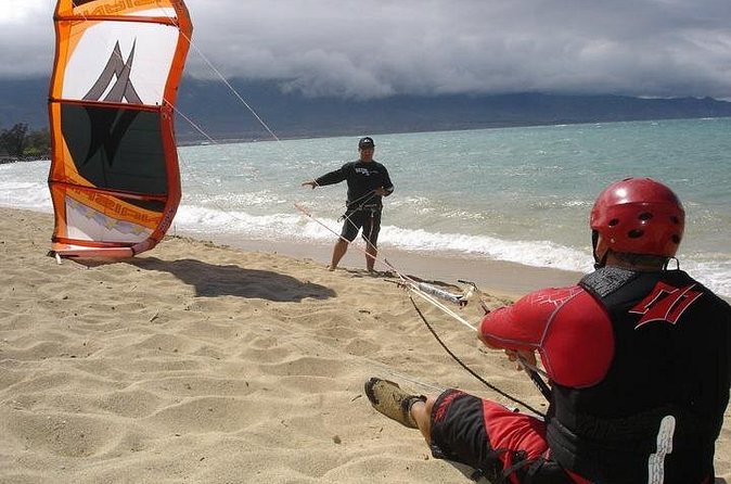 2.5-Hour Private Kiteboarding Lessons at Kanaha Beach in Kahului - Timing, weather, and the day-before call you should plan for