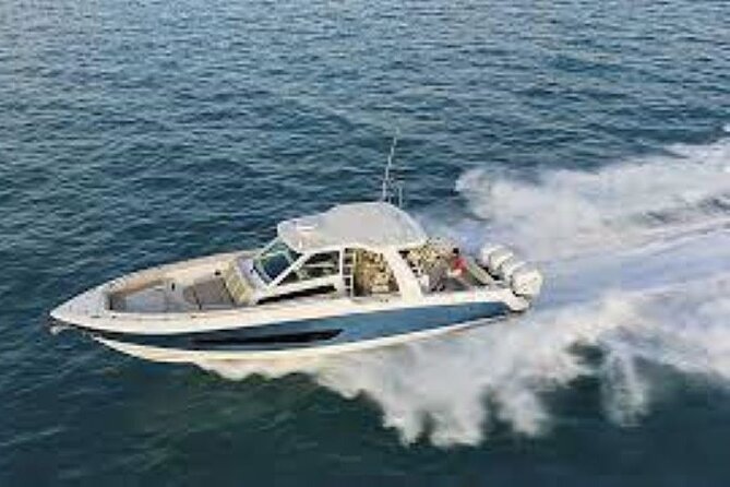 2-Hour Maalaea Luxury Powerboat Sunset Cruise for up to 6 Guests - The Boat Experience: Luxury Comfort Without a Long Day