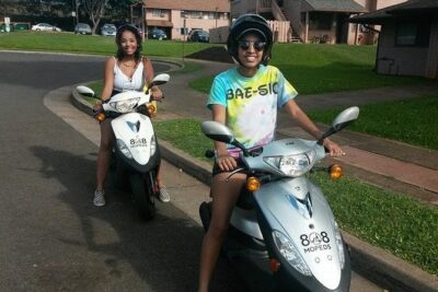 2 Passenger 200cc Scooter Rental - 21+ - Motorcycle License - The Scooter Details: What 200cc Means for Your Day