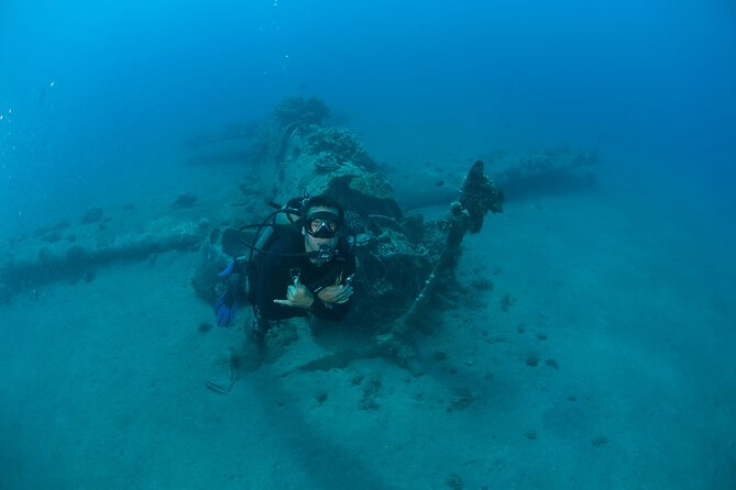 3-Tank Dive Featuring the Molokini Crater - Stop 2 labeled Maui: why the second site matters for an advanced day