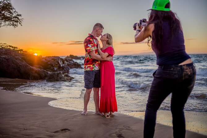 A Romantic Photoshoot for 2 in Maui - Who this Maui couples photoshoot is best for