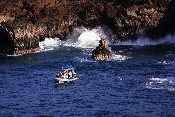 All-Inclusive 5.5 hr La Perouse Bay & Molokini Sea Cave Boat Tour - Meeting Point Timing: Starting at 7:00 am From Kihei