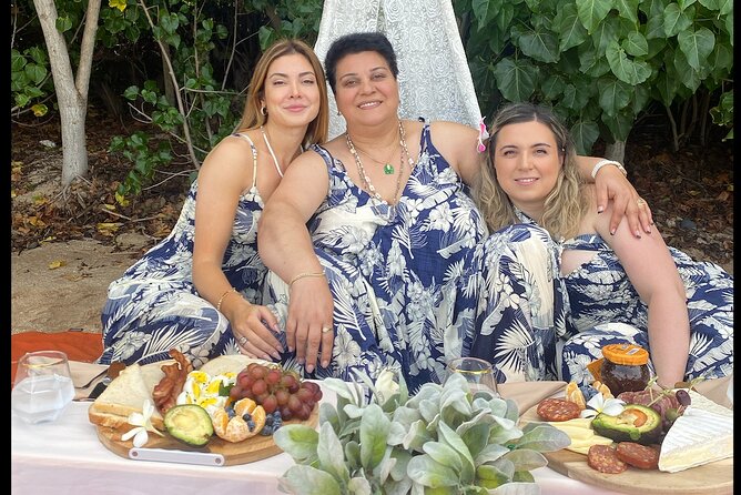Brunch at Beautiful Beach with Photos - Key things that make this brunch special
