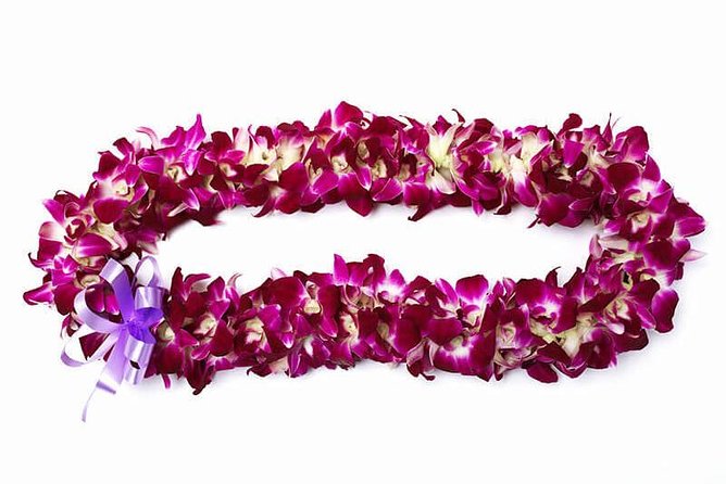 Deluxe Orchid Lei Greeting (Maui, Kahului Airport, OGG) - Timing: a 5-minute stop that can save you 30