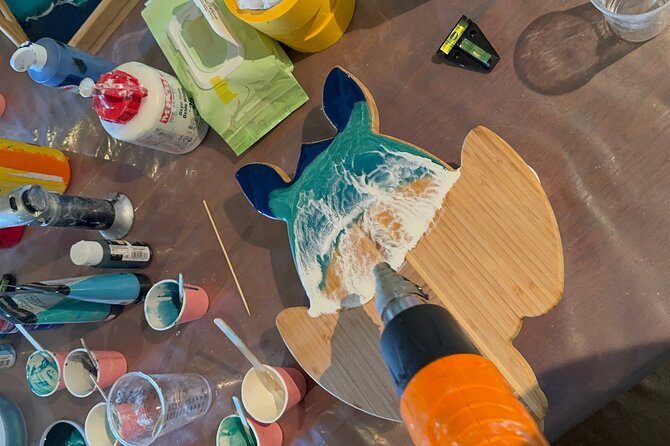 Epoxy Resin Cheese Board Art Class - Key highlights you’ll care about