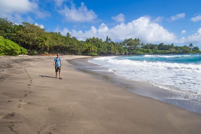 Full Day Private Maui Waterfall, Beach & Hana Tour - Pua‘a Ka‘a State Park: waterfalls and a full hour of green calm
