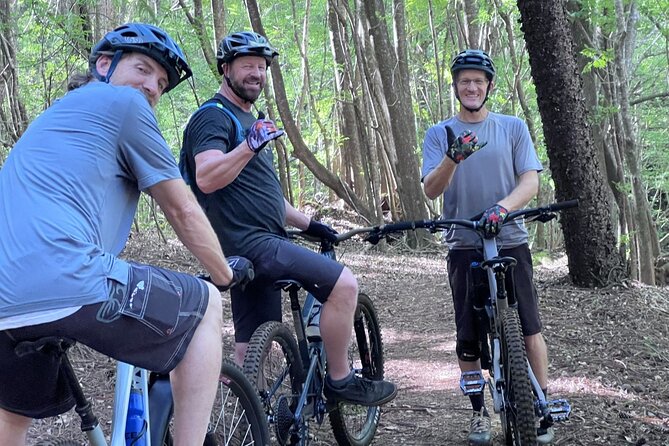Fun Mountain Bike riding on trails in Maui Hawaii! - Rob Myers and the way he adjusts the ride