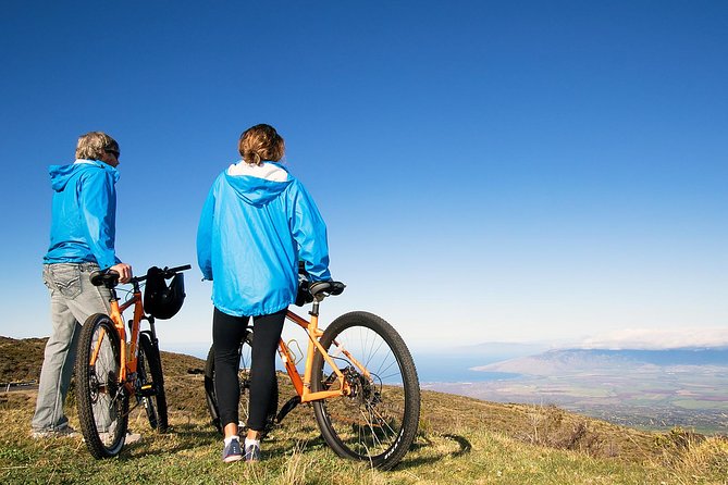 Haleakala Summit Best Self-Guided Bike Tour with Bike Maui - The Downhill Run: Kona Bikes and the Famous 29 Switchbacks