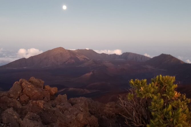 Haleakala Sunset and Astronomy Tour - Who should book this Haleakalā night tour?
