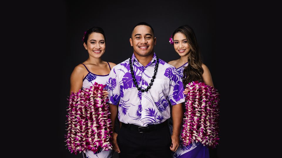 Kahului Airport: Maui Flower Lei Greeting Upon Arrival - What You Receive in 10 Minutes: Lei, Name Sign, Directions