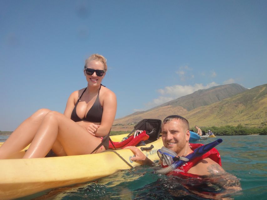 Kayak and Snorkel West Maui at Olowalu - What your professional guide does beyond pointing
