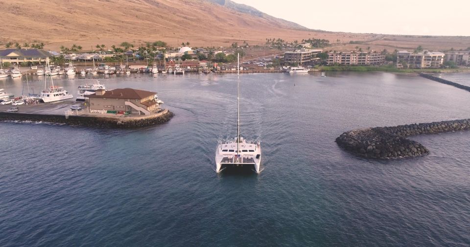 Maui: Deluxe Molokini Snorkel with Breakfast & Lunch - The second stop changes with the season (and conditions)