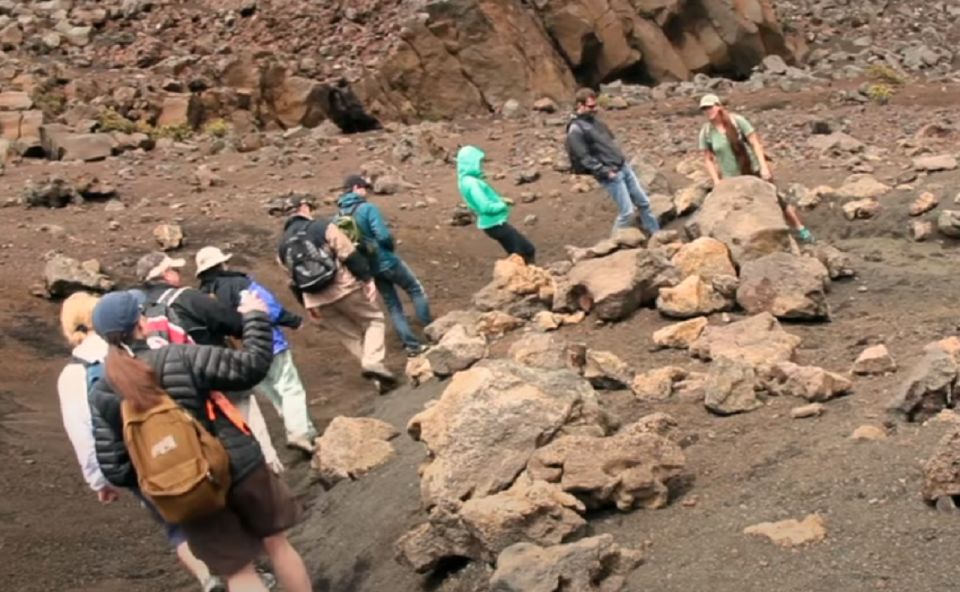Maui: Guided Hike of Haleakala Crater with Lunch - Why Haleakala Crater Feels Like Another Planet