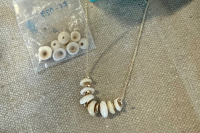 Maui Jewelry Making Class with Puka Shells and Pearls - Maui Mona Lisa in Kihei: a beach-studio setting that keeps it real