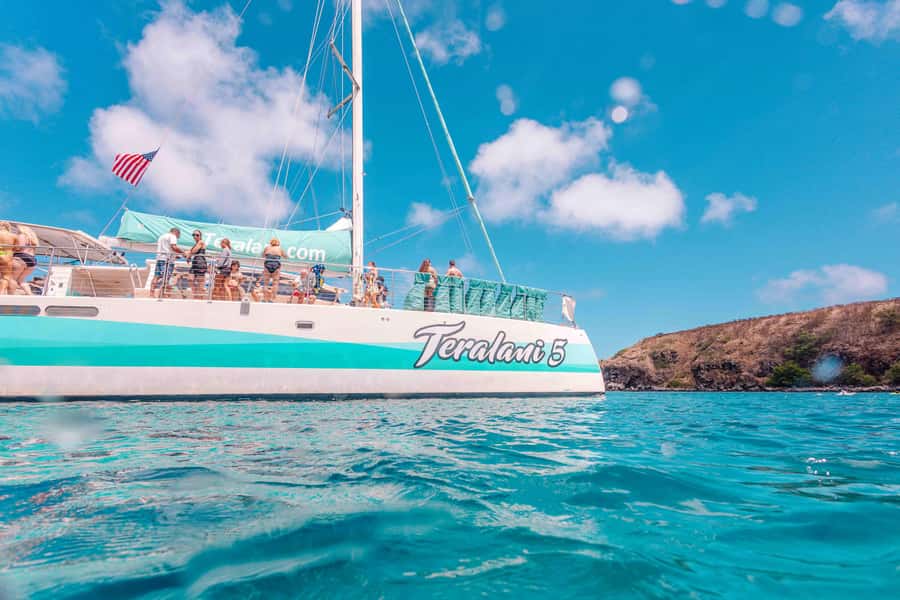 Maui: Ka'anapali Discount Whale Watch - Beach Loading Vessel - The Hydrophone Moment: Why Hearing Whale Songs Changes Everything