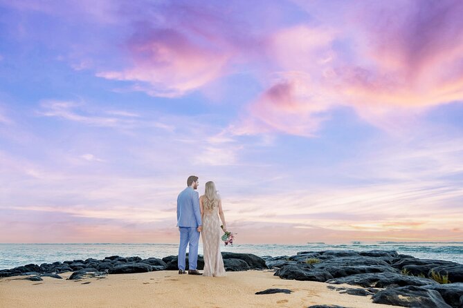 Maui Professional Photographer Couples and Families - How Viewing Works: Hotel Review, Online Gallery, or On-Location
