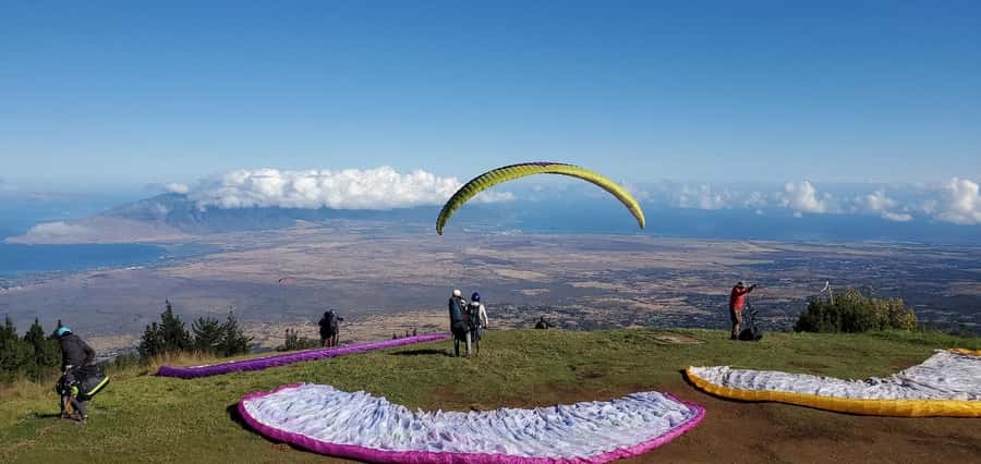 Maui: Top Gun Paragliding Tandem Flight - Price and value: is $413 per person fair for Maui paragliding?