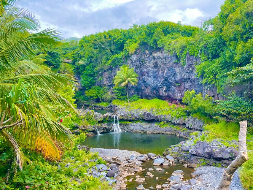 Maui: VIP Road to Hana Private Tour in Convertible Bronco - The reverse Road to Hana loop: why direction can matter
