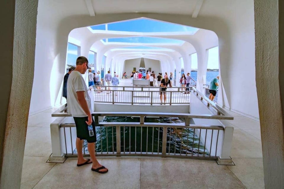 Pearl Harbor and Oahu Circle Island Tour FROM MAUI - Dole Plantation and the Kahuku Lunch Break: Where Time Could Feel Tight
