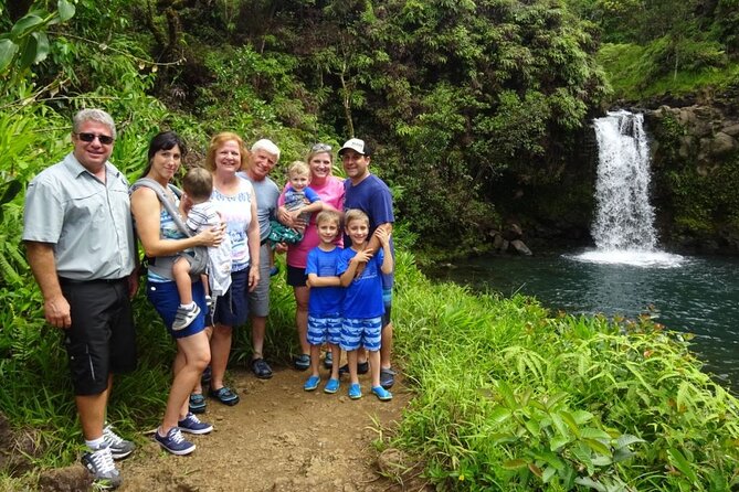 Private Road to Hana or any Maui destination in Luxury Mercedes Sprinter - Why this private chauffeur setup feels like better value