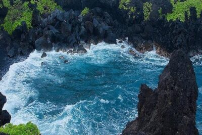 Private Road to Hana Rainforest & Waterfall Experience from Maui - Getting moving: 6:00am pickup and a luxury ride for up to 5