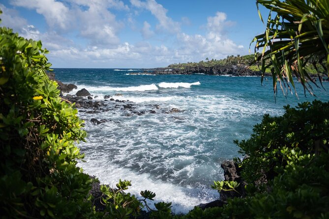Scenic Coastal Adventure In 4x4 With Turtle Town Snorkel + Photos - Lava fields, rocky coves, and the photo breaks that actually matter