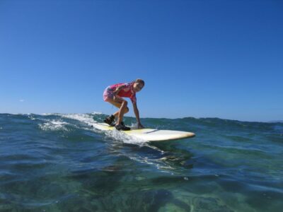 South Maui: Kalama Beach Park Surf Lessons - The 2-hour lesson flow: how you go from shore to riding waves