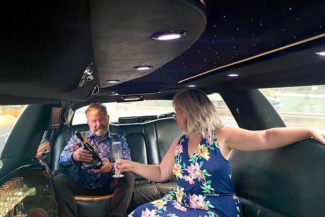 Stretch Limousine Private Transfer around the Island of Maui - Stretch Limo Comfort vs. Real Maui Costs