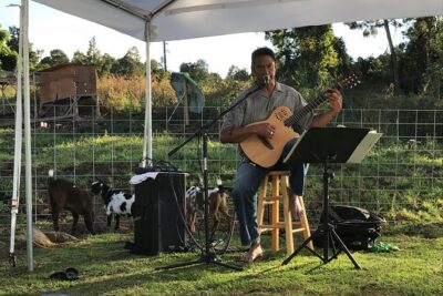 Sunset Maui Goat Yoga with Live Music - The 1-stop schedule: 1 hour 30 minutes of goat yoga with live music