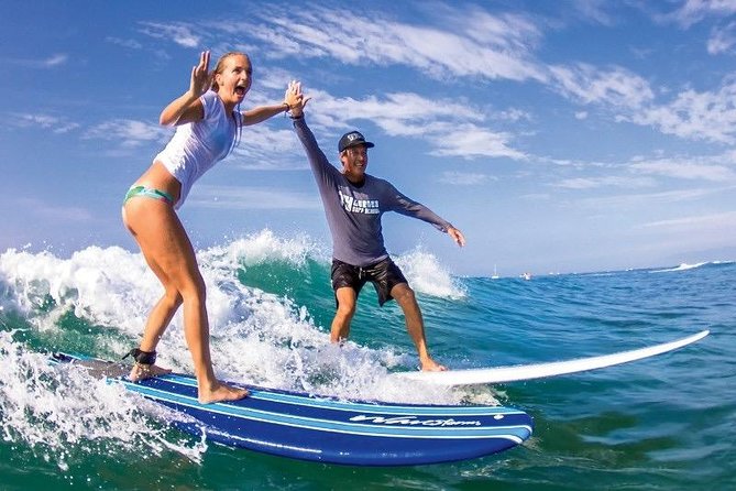 Surf with ALOHA SURF SCHOOL - Key things to know before you hit the water
