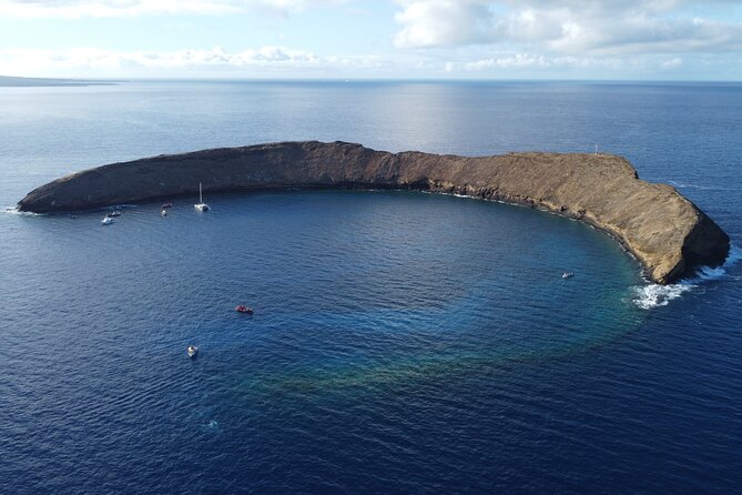 Two Site Snorkeling Adventure featuring the Molokini Crater - Practical tips for your 6:15am Molokini morning