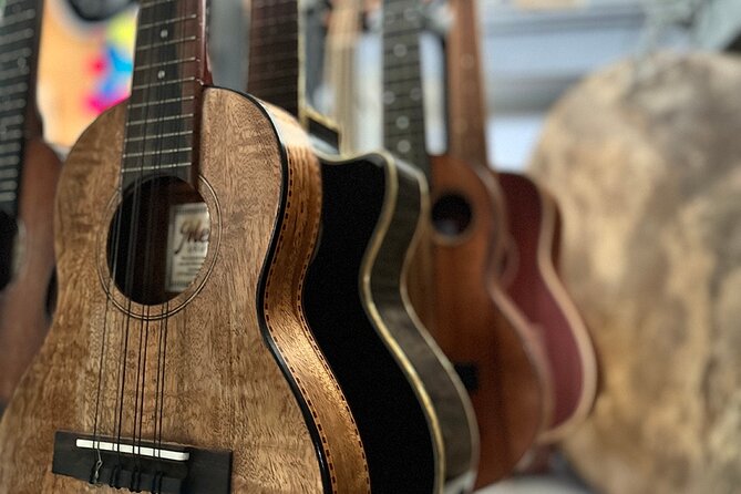 Ukulele Lesson on Maui (Basics) - The quick Maui setup: where this lesson happens