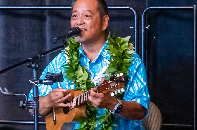 Ukulele Lesson on Maui (Basics) - Practical reality at Queen Ka’ahumanu: timing and getting in
