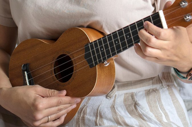 Ukulele Lesson on Maui (Basics) - Price and value: is $25 a fair deal for Maui?