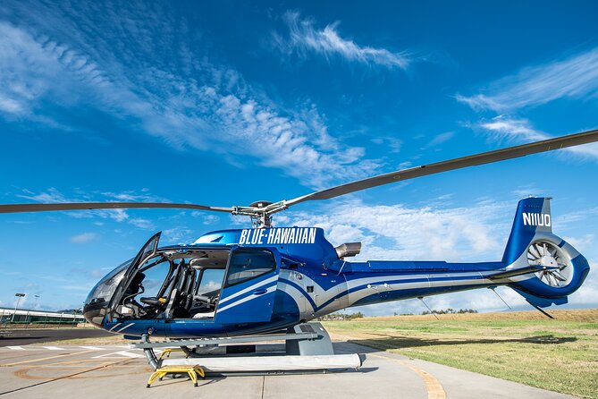 Waterfalls of West Maui and Molokai Helicopter Tour - Who should book this tour, and who might reconsider
