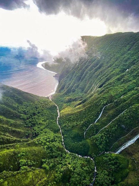 West Maui and Molokai Special 45-Minute Helicopter Tour - West Maui Mountains from above: rainforest, waterfalls, and hard-to-reach valleys